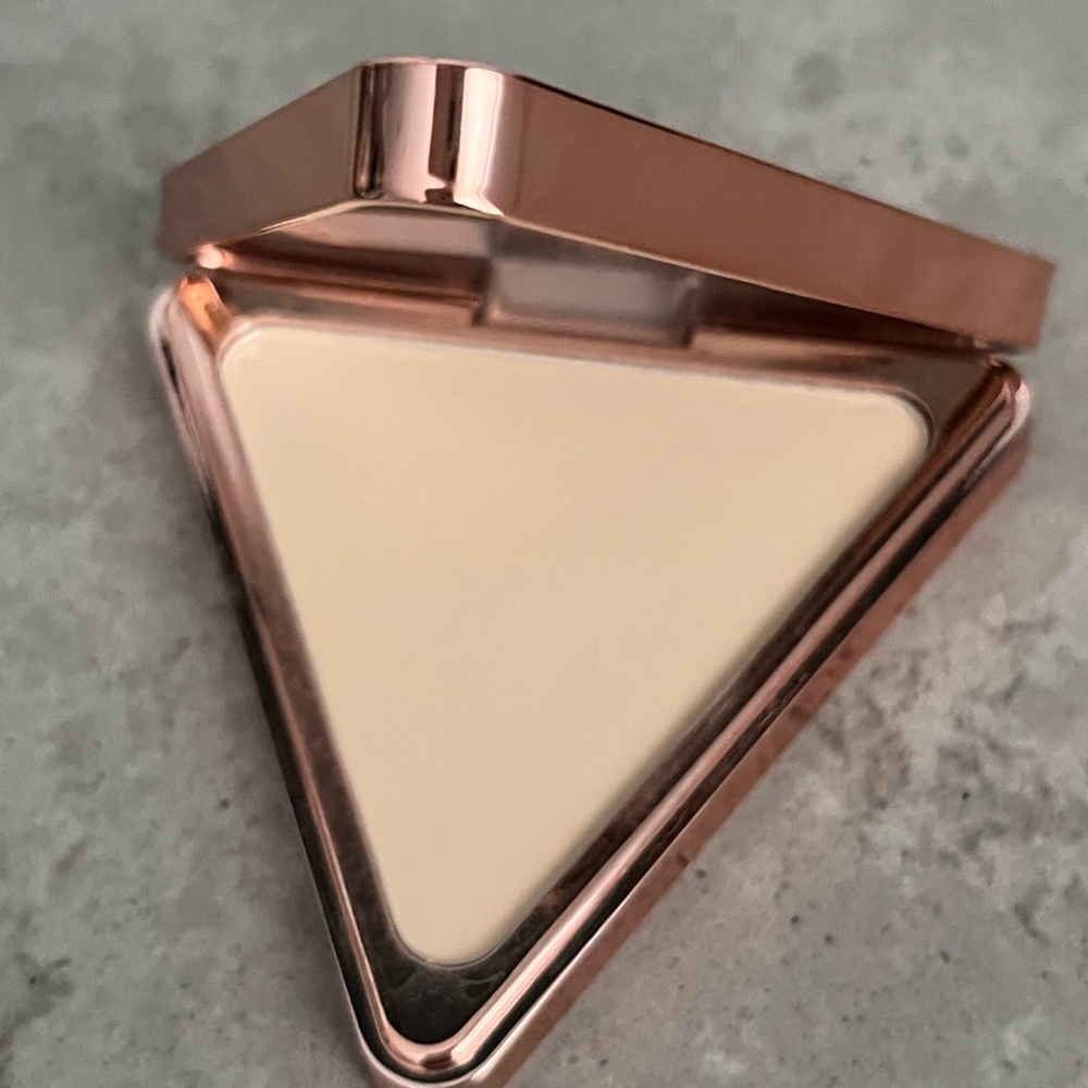 LYS Beauty Triple Fix Setting Powder, Color: Resilience (Translucent)